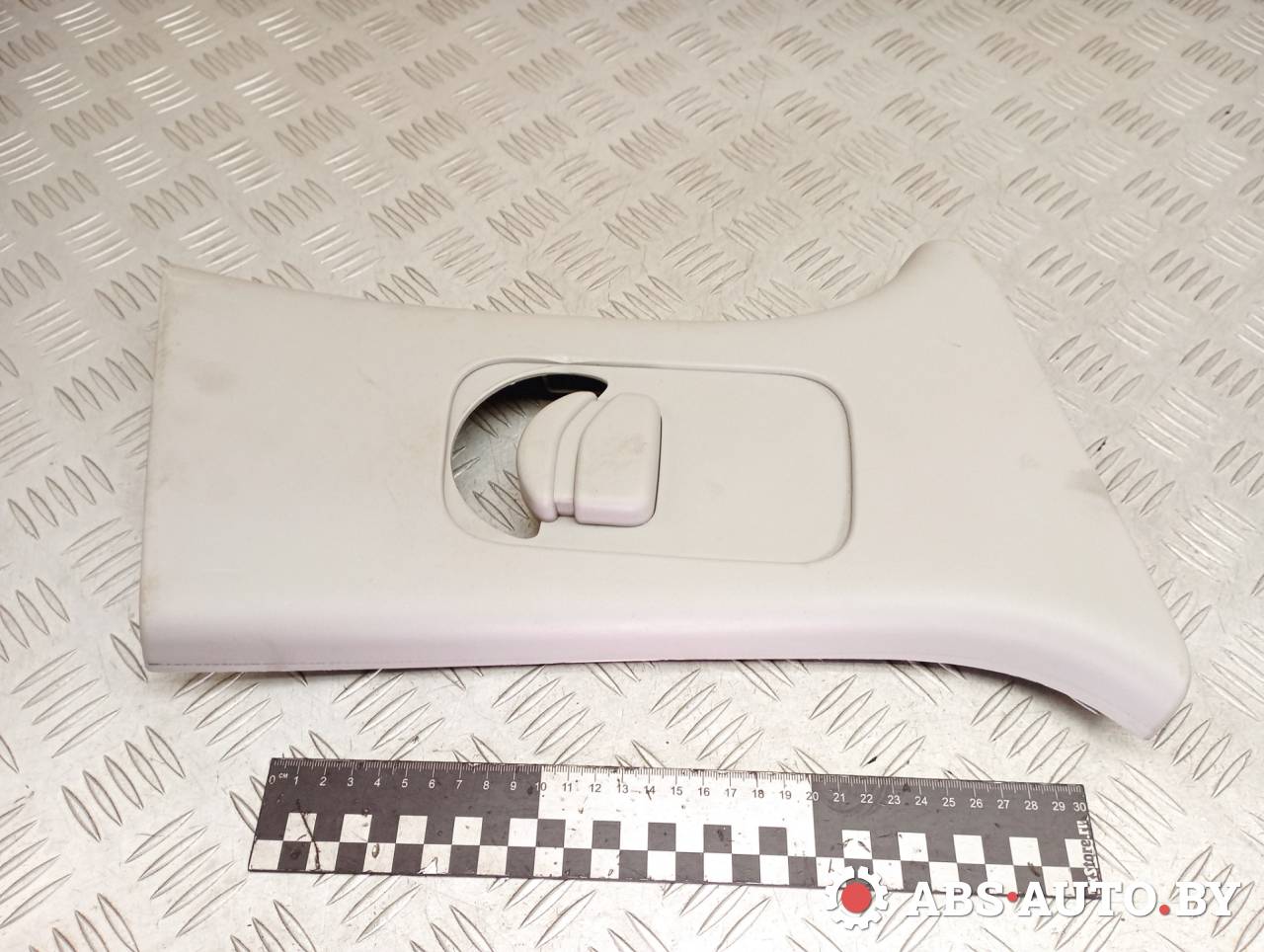 обшивка стойки центральной правой Peugeot 3008 1 поколение 2011, 1.6 л., дизель, робот, передний привод, правый руль, 9674338677, MP6795 - фото №1