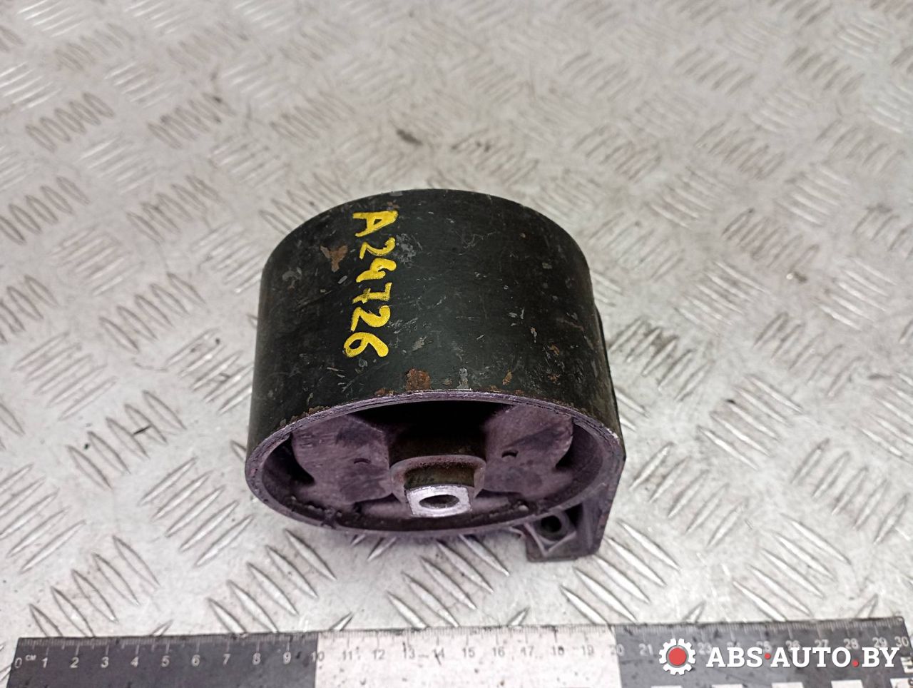 подушка крепления двигателя Volkswagen Golf 2 поколение 1991, 1.6 л., дизель, 191199262A, 191199262B - фото №1