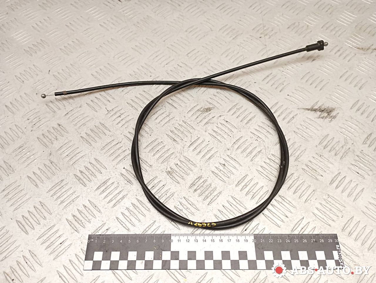 трос капота Volkswagen Golf 3 поколение 1995, 1.9 л., дизель, 1H1823531 - фото №1