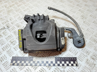 суппорт передний правый Citroen C5 2 поколение 2010, 2.0 л., RHR (DW10BTED4), дизель, МКПП, универсал, 21444A01, 9671679380