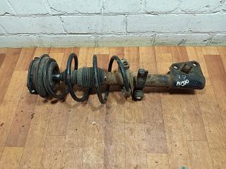 стойка передняя правая Renault Laguna 2 поколение 2004, 1.8 л., бензин, АКПП, хетчбэк 5 дв., 8200002877, 40255, 8200117296, 8200117297, 8200117298, 8200237374, 8200237375, 8200237376, 8200387237, 8200387238, 8200387239, 8200620378, 8200620383, 8200002876, 8200201714, 8200361734, 8438626