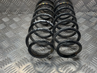 пружина задняя Skoda Fabia 2 поколение (5J) 2009, 1.2 л., бензин