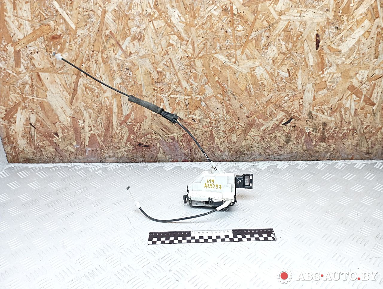 замок двери передней правой Peugeot 308 T7 2010, 1.6 л., 9HV (DV6ATED4), дизель, МКПП, PSA567147, ARMA01545, A01545 - фото №1