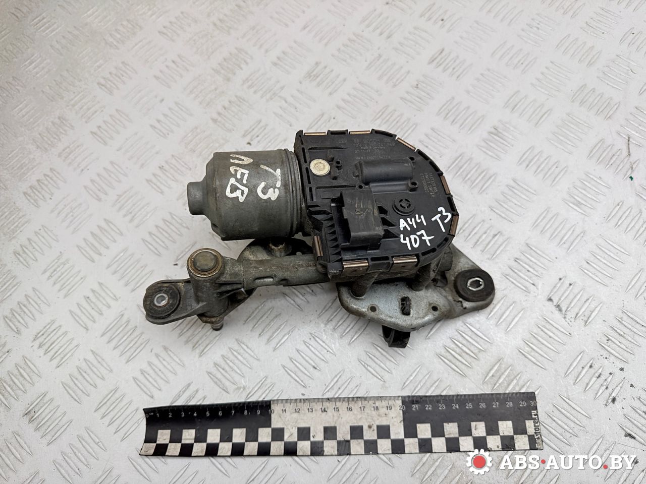 моторчик передних стеклоочистителей (дворников) Peugeot 407 1 поколение 2007, 2.2 л., дизель, универсал, 9661812180, 3397020875, 0390241968 - фото №1