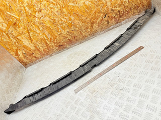 Крепление бампера заднего Volkswagen Touareg 1 поколение 2006, 2.5 л., BAC, дизель, МКПП, внедорожник 5 дв., 7L6807863B