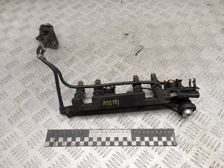 топливная рампа Renault Clio 2 поколение 1999, 1.2 л., бензин, 7700108667, 7700109066, 7700875760, 0280150995