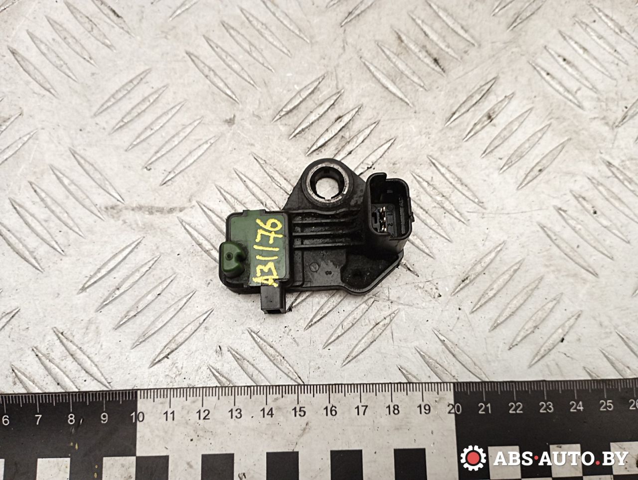 датчик коленвала Citroen C5 2 поколение 2016, 2.0 л., AHW (DW10FC), дизель, АКПП, универсал, 9674265980 - фото №1