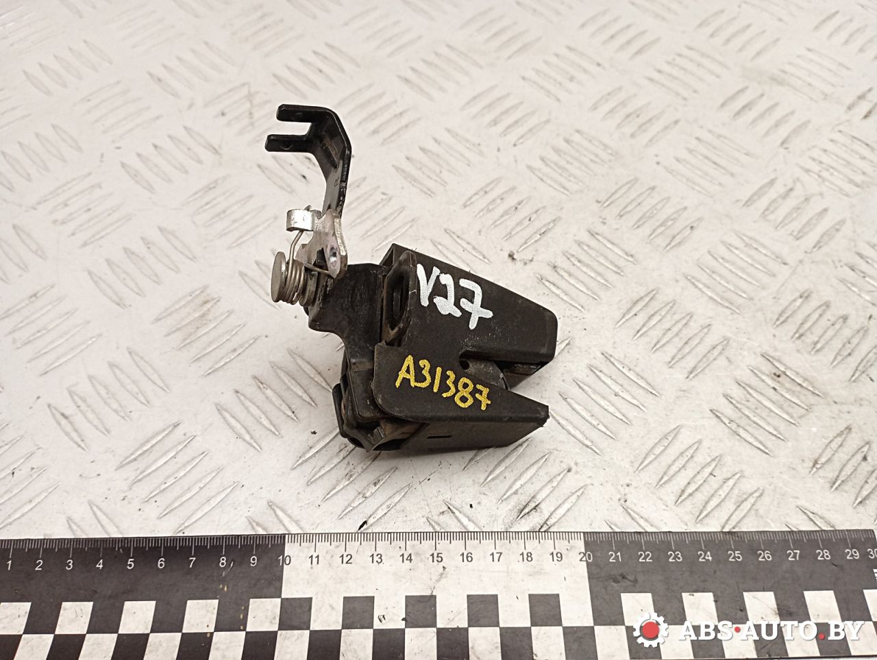 замок двери задней левой Volkswagen Caddy 3 поколение 2008, 1.9 л., BLS, дизель, АКПП, 7H0827161A9B9 - фото №1