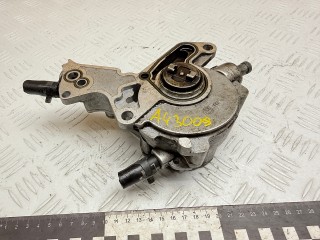 насос вакуумный Volkswagen Passat B5 [рестайлинг] 2004, 1.9 л., дизель, МКПП, универсал, 038145209E, 030820D, 038145215, RE215306, 038145209N, 038145209H, 038145209, 038145209Q, 038145209A, 038145209K, 038145209C, 3M219350CA, 1746131, 1477045, 3M219350BA, 1100630, 1426037, 6M219350BA, 6M219350AA, 1227658, 5M219350AA, 3M219350AA, 1459219, 1426038, XM219350AA, 1DRM200100028, 990118C