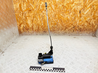 замок двери передней правой Volvo V70 2 поколение [рестайлинг] 2007, 2.4 л., D 5244 T4, дизель, АКПП, универсал, 30663042