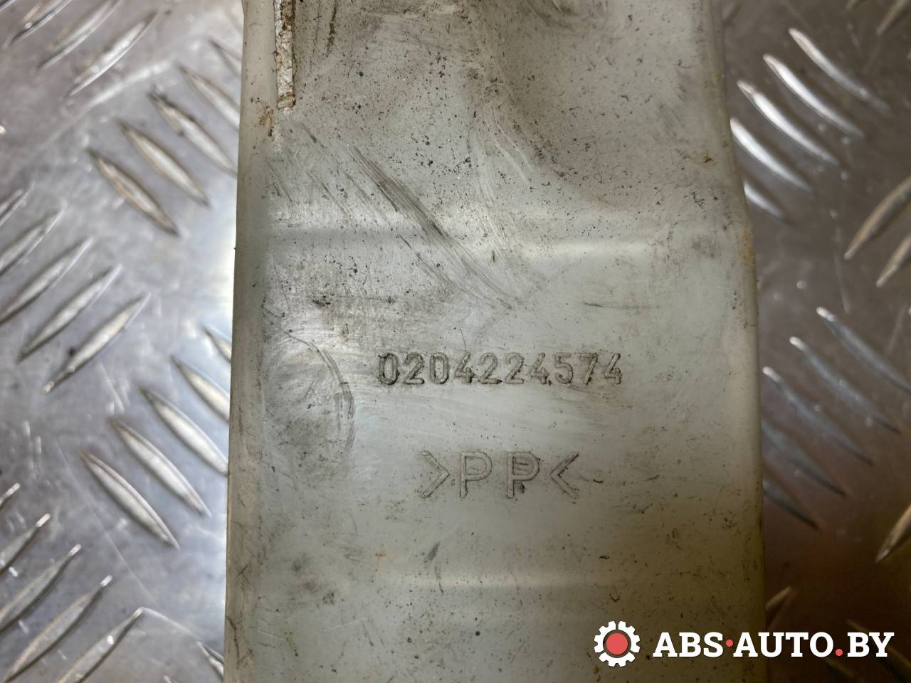 бачок тормозной жидкости Peugeot 307 1 поколение 2003, 1.6 л., бензин, МКПП, хетчбэк 3 дв., 0204224574 - фото №1