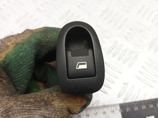 кнопка стеклоподъемника двери Peugeot 406 1 поколение [рестайлинг] 2000, 2.0 л., RHZ (DW10ATED), дизель, МКПП, универсал, 2594301