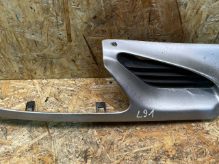 Накладка (ресничка) фары Renault Scenic 1 поколение 1998, 1.6 л., бензин, МКПП, 7700834201