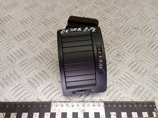 дефлектор обдува салона Skoda Octavia 2 поколение (A5) 2007, 1Z0819701