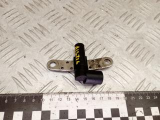 датчик коленвала Renault Scenic 1 поколение 1999, 2.0 л., бензин, МКПП, 7700103069A, 0986280410, 6PU009110711, CRZ1107FE, CRZ1107KC, 0143600Q0E, 0143600QAB, 0143600QAC, 2375000Q0E, 2375000QAG, 2375000QAH, 4402560, 9110560, 7700101970, 7700103069, 7700108073, 7700108081, 8200468645, 8200468647, 8200647556, RZ1107H, S105757001, S105757001Z, S119975001B