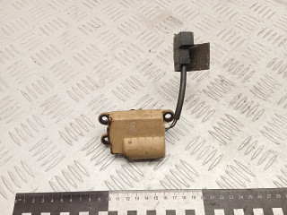 моторчик заслонки печки Alfa Romeo 146 1 поколение 1997, 1.9 л., дизель, МКПП, B837027