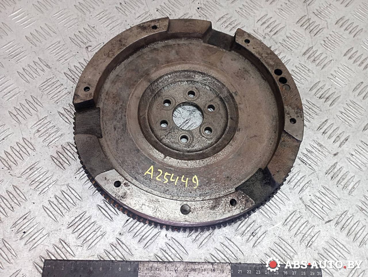 маховик Daewoo Nubira J100 1999, 1.6 л., бензин - фото №1