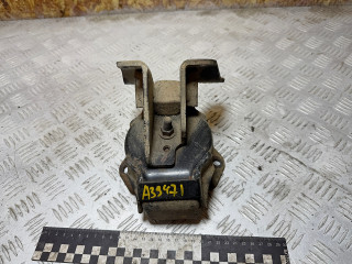 подушка крепления двигателя Mitsubishi Pajero 3 поколение 2002, 3.2 л., дизель, МКПП, внедорожник 3 дв., полный привод, MR554231, MR374898