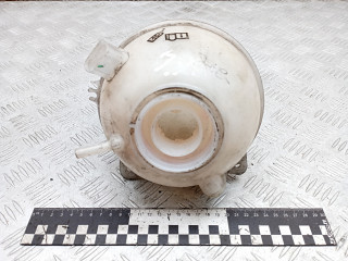 бачок расширительный Volkswagen Golf 4 поколение 2004, 1.9 л., дизель, 06A129061, KTZ1020DP, KTZ1020HS, 106CA0177AE, 106CA0177AZ, KTZ1020, 1C0121403, 1C0121403A, 1C0121403C, 1C0121407C, 1C0121407E, 1C0121407F, 1J0121403, 1J0121403A, 1J0121403B, 1J0121403E, 1J0121407, 1J0121407E, 1J0121407F