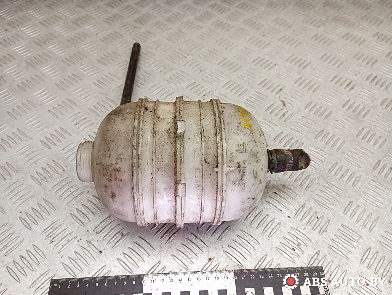 бачок расширительный Peugeot 206 1 поколение 2000, 1.0 л., бензин, 9626378480 - фото №1