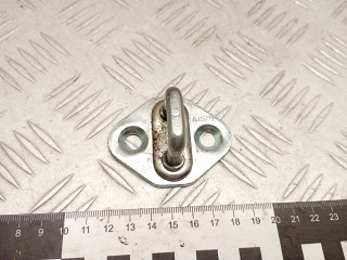 ответная часть (скоба) замка двери Toyota RAV4 2 поколение (XA20) 2003, 2.0 л., 1CD-FTV, дизель, МКПП, внедорожник 5 дв., 6941020110