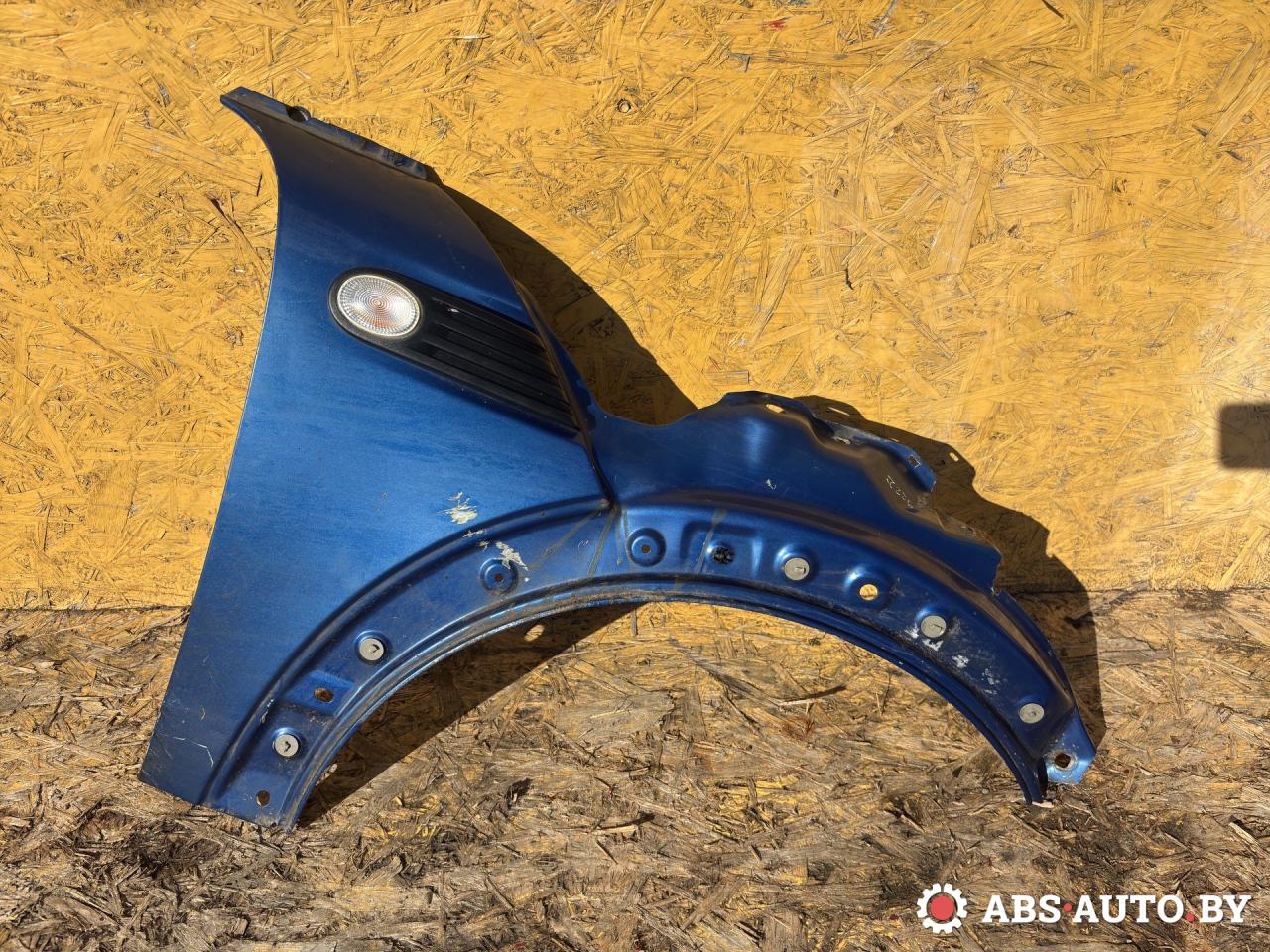 крыло переднее правое Mini Clubman 1 поколение (R55) 2010 - фото №1