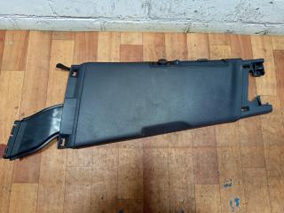 пластик Peugeot 5008 1 поколение 2011, 1.6 л., дизель, МКПП, передний привод, 9673404877