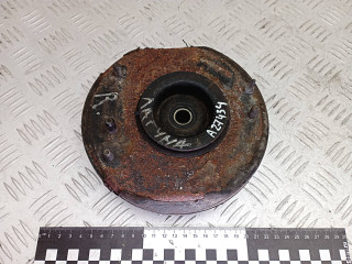 опора амортизатора верхняя (чашка) Renault Laguna 1 поколение 1998, 1.8 л., бензин, 7700832420