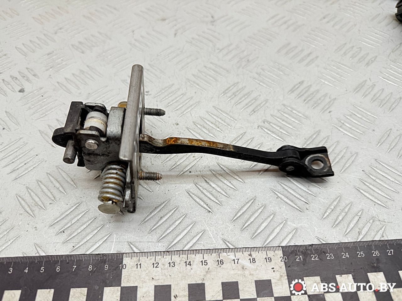 ограничитель открывания двери Peugeot 5008 1 поколение 2013, 1.6 л., дизель, робот, правый руль, 9181Q2 - фото №1