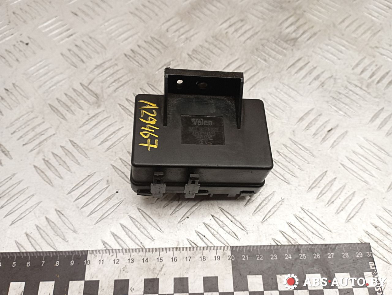 реле накала свечей Peugeot 607 1 поколение 2002, 2.2 л., 4HX (DW12TED4/FAP), дизель, седан, 9628756080, 73507712 - фото №1