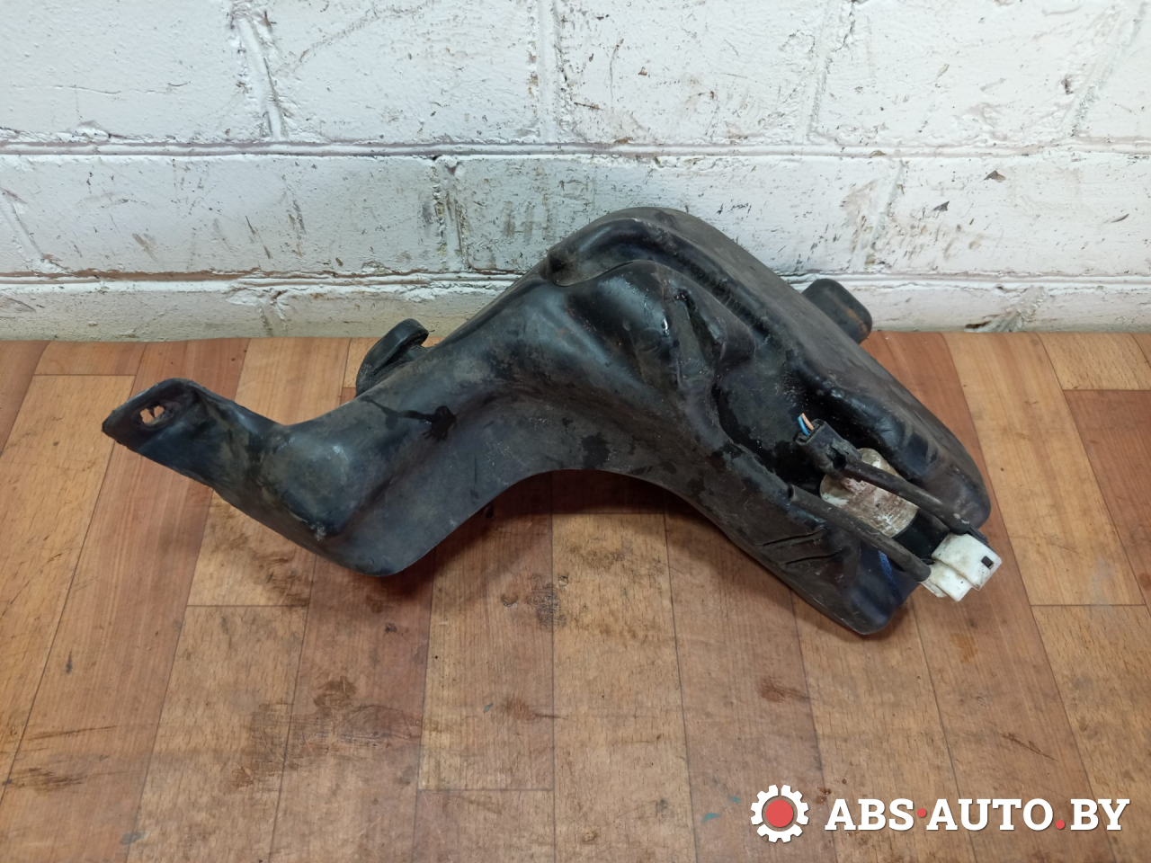 бачок омывателя Peugeot 307 1 поколение 2003, 1.6 л., бензин, МКПП, хетчбэк 3 дв., 78662B029, 9634371480, 21006900 - фото №1