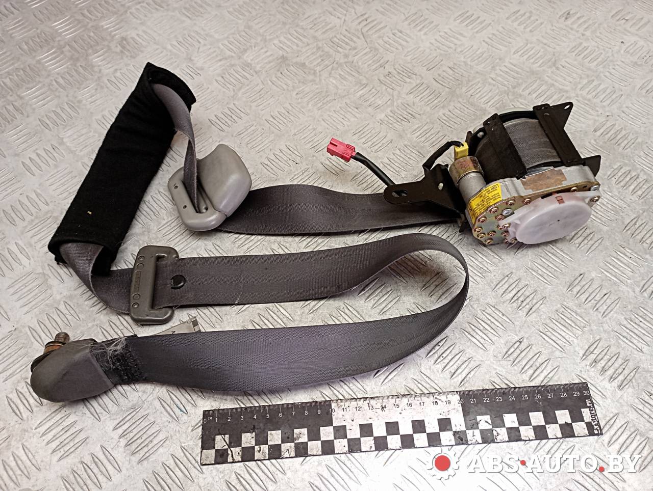 ремень безопасности Mitsubishi Pajero 3 поколение 2002, 3.2 л., дизель, МКПП, внедорожник 3 дв., TKAB2EN233, E40429082, N1684, TN54 - фото №1