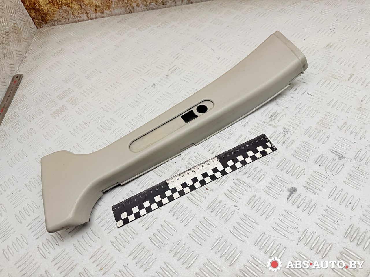 обшивка стойки центральной левой Mercedes-Benz A W168 1 поколение (1997-2001) 2000, 1.7 л., OM 668.940, дизель, АКПП, хетчбэк 5 дв., передний привод, A1686901125, 1686901125 - фото №1