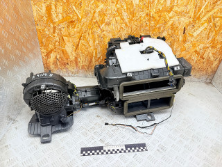 корпус отопителя (печки) Peugeot 3008 1 поколение 2011, 2.0 л., RHH (DW10CTED4), дизель, робот, Y2844001, 9682709180, T5206003