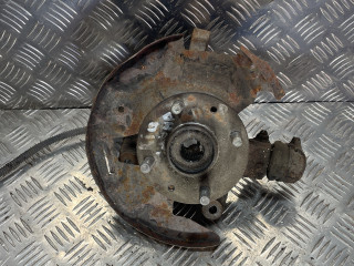 ступица передняя левая Kia Shuma 1 поколение 2000, 1.5 л., бензин