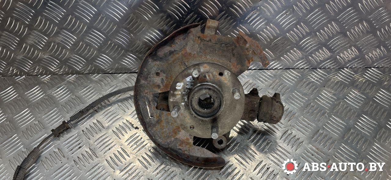 ступица передняя левая Kia Shuma 1 поколение 2000, 1.5 л., бензин - фото №1