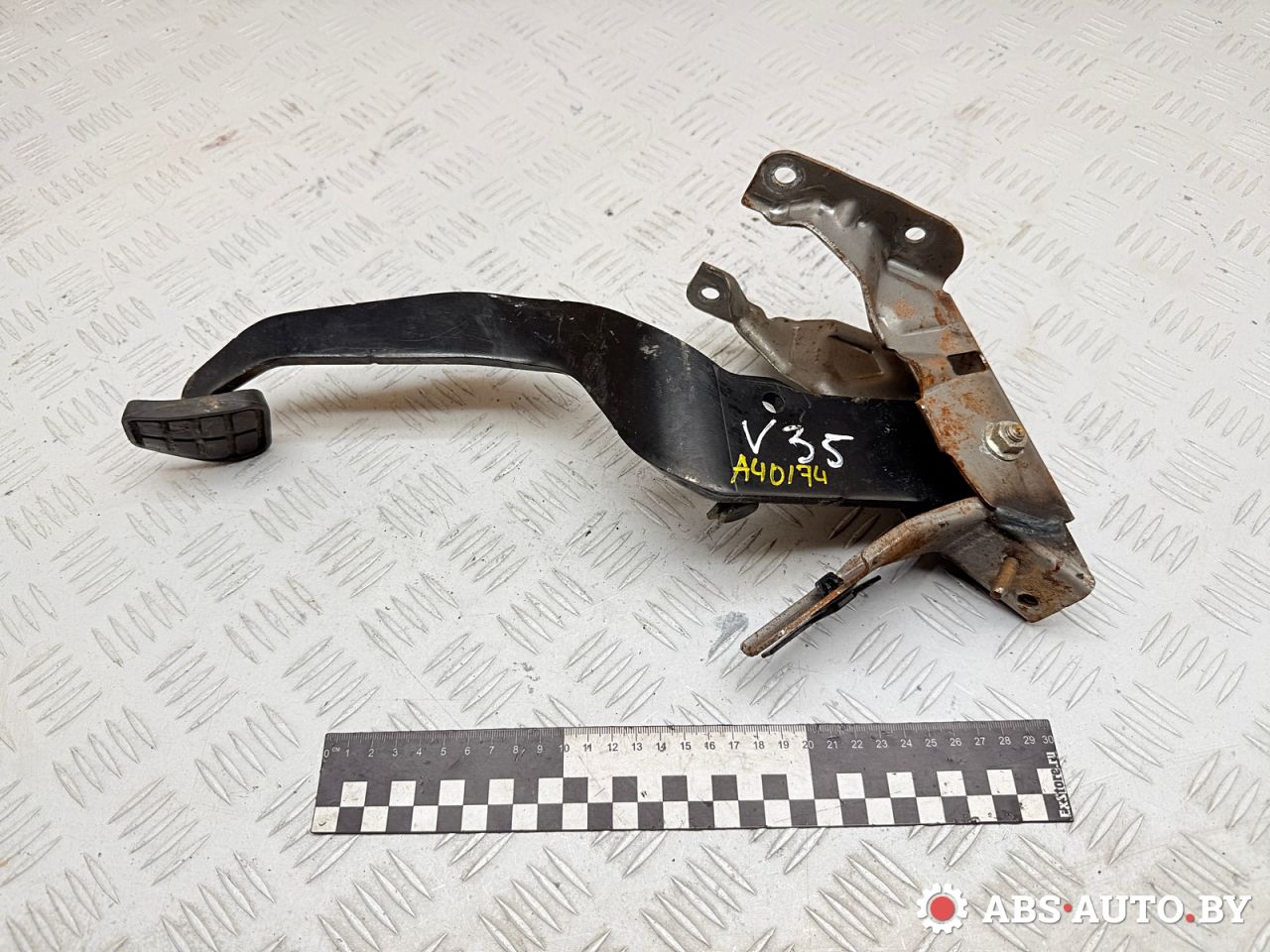 педаль тормоза Smart Forfour 1 поколение 2004, 1.3 л., бензин, МКПП, A4542900218, 1240009000, MR955195 - фото №1