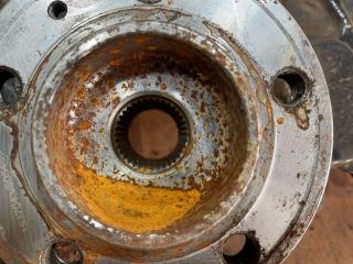 ступица передняя правая Volvo XC90 1 поколение 2005, 2.4 л., D 5244 T, дизель, МКПП, внедорожник 5 дв., полный привод, правый руль