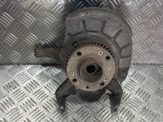 ступица передняя левая Volkswagen Golf 3 поколение 1996