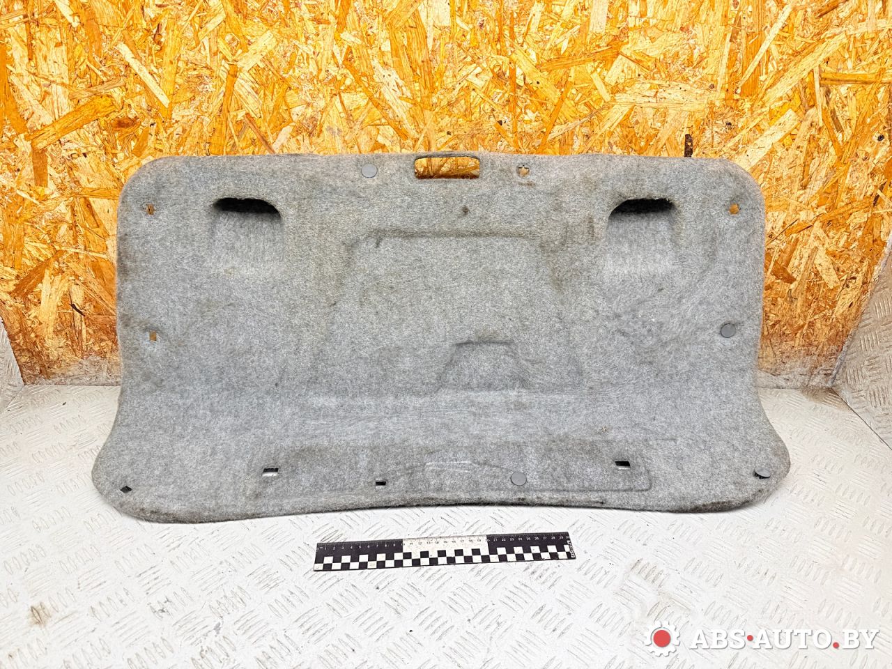 обшивка крышки багажника Toyota RAV4 2 поколение (XA20) 2003, 2.0 л., 1CD-FTV, дизель, МКПП, внедорожник 5 дв. - фото №1