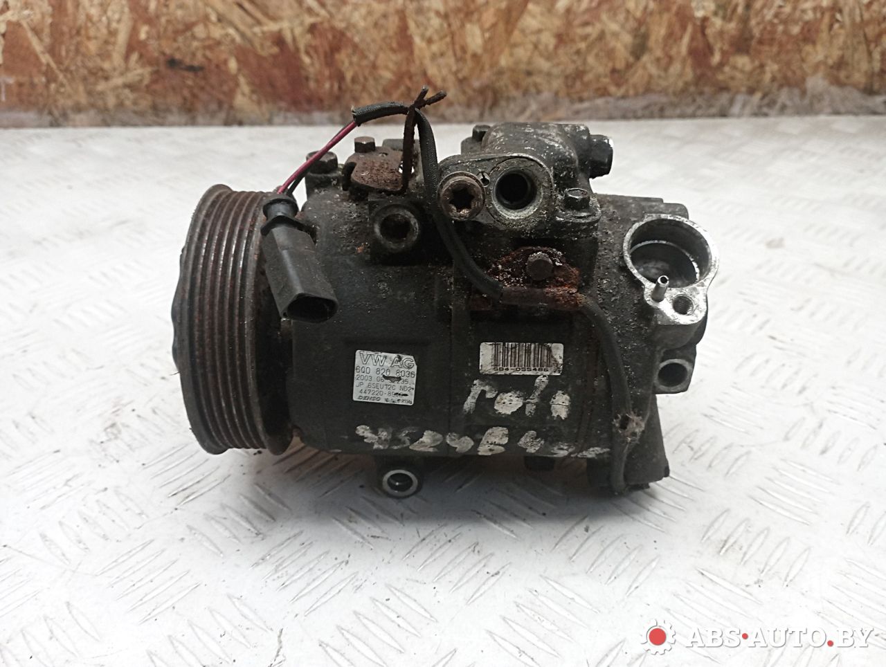 компрессор кондиционера Volkswagen Golf 5 поколение 2007, 1.6 л., бензин, 6Q0820803J, 5Z0820803, 6Q080806G, 6Q0820803B, 6Q0820803D, 6Q0820803DX, 6Q0820803E, 6Q0820803F, 6Q0820803G, 6Q0820803GX, 6Q0820803H, 6Q0820803HX, 6Q0820803K, 6Q0820803NX, 6Q0820803P, 6Q0820803Q, 6Q0820803R, 6Q0820808, 6Q0820808A, 6Q0820808B, 6Q0820808C, 6Q0820808D, 6Q0820808E, 6Q0820808F, 6Q0820808FX, 6Q0820808G, 6Q0820808GX, 6Q8820803P, 6Q8820803Q, 6R0820803C, 6R0820803D, 6R0820803E, 6R0820803F, 8Q0820803H, 8Q0820803R, 8Z0260805, 8Z0260805A, 8Z0260808A, 2483000610, 4471502220, 4471502221, 4471502222, 4471502223, 4471502225, 4471502226, 4471502227, 4471503640, 4471706170, 4471706171, 4471706172, 4471706173, 4471706174, 4471706176, 4471706177, 4471706178, 4471706370, 4471706372, 4471706373, 4471706374, 4471706375, 4471706377, 4471706378, 4471706379, 4471803202, 4471807280, 4471807281, 4471807282, 4471807284, 4471807285, 4471807290, 4471904320, 4471904360, 4471904363, 4471904365, 4471904367, 4471907620, 4471908700, 4471908890, 4471908891, 4471908892, 4471908894, 4471908895, 4471908896, 4471908897, 4471908899, 4471908901, 4472205860, 4472205862, 4472208120, 4472208124, 4472208125, 4472208126, 4472208127, 4472208163, 4472208190, 4472208196, 4472208197, 4472208942, 4472208943, 4472209690, 5147100247, DCP02007, DCP27001, DCP27002, DCP32004, DCP32005, DCP32020 - фото №1