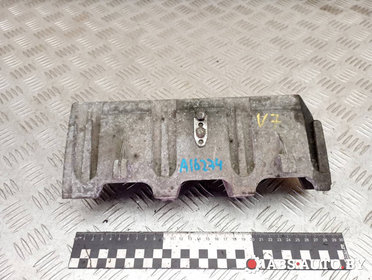 кронштейн (крепление) впускного коллектора Renault Laguna 2 поколение 2004, 1.8 л., бензин, АКПП, хетчбэк 5 дв., 7700110112 - фото №1