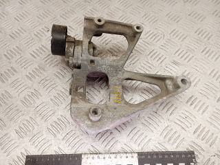 кронштейн гидроусилителя Renault Laguna 1 поколение 1998, 1.8 л., бензин, 7700102872, 7700103524, 103524