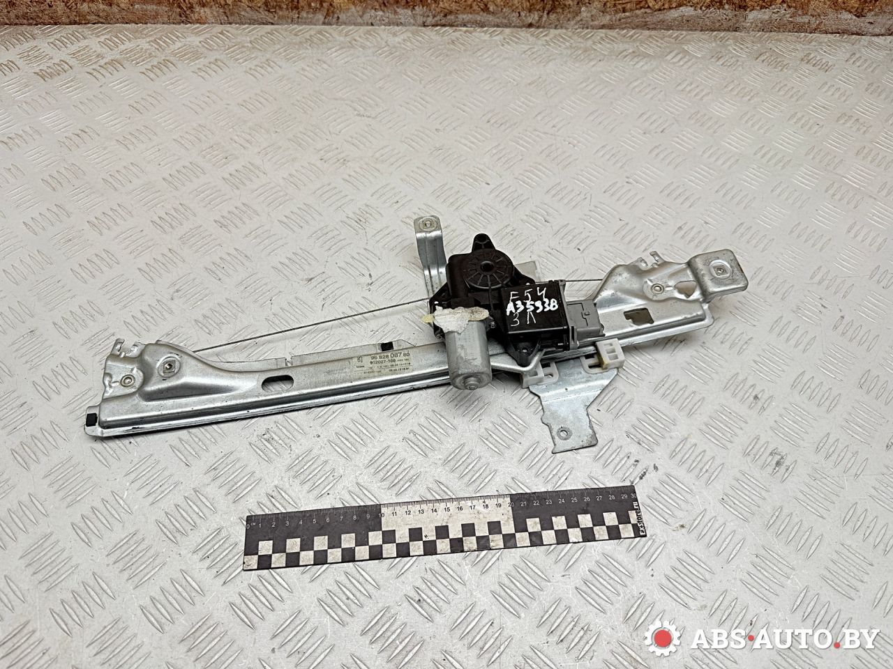 стеклоподъемник электрический задний левый Peugeot 5008 1 поколение 2013, 1.6 л., дизель, робот, правый руль, 9682808780, 912662101, 962941201G - фото №1