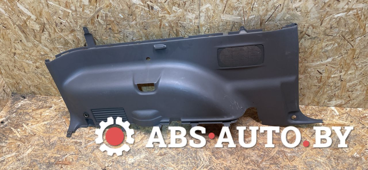 обшивка багажника Mitsubishi Pajero 3 поколение 2002, 3.2 л., дизель, МКПП, внедорожник 3 дв., MR391241 - фото №1