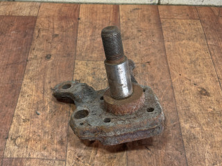 ступица задняя левая Renault Scenic 1 поколение 1999