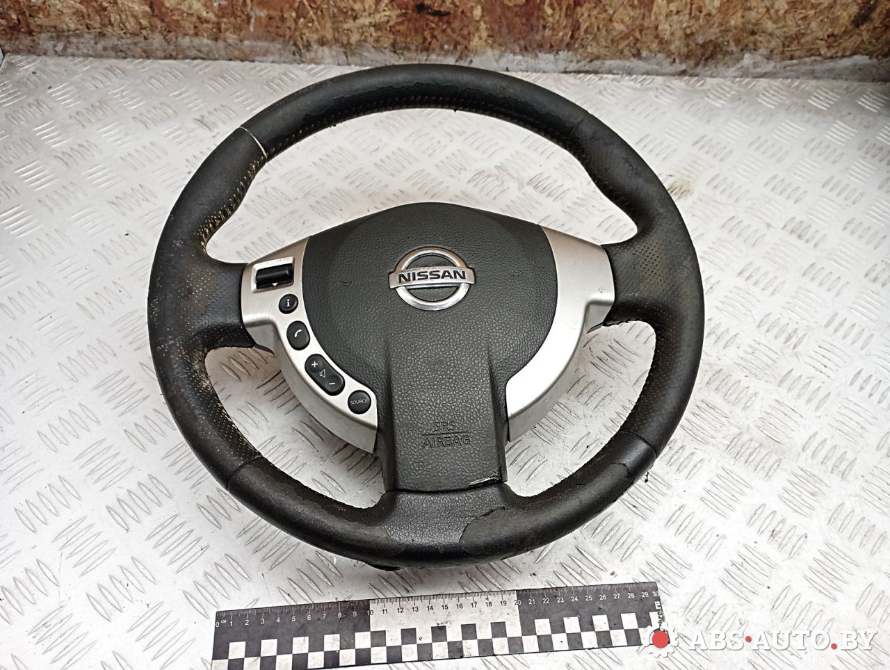 руль Nissan Qashqai 1 поколение 2008, 1.5 л., K9K 282, дизель, МКПП, правый руль - фото №1