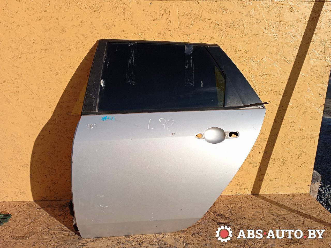 дверь задняя левая Nissan Primera P12 (2001 - 2008), 2.2 л., дизель, МКПП, универсал - фото №1