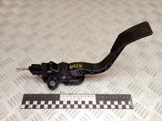 педаль Peugeot 4007 1 поколение 2009, 2.2 л., дизель, МКПП, полный подключаемый привод, правый руль, MN101543