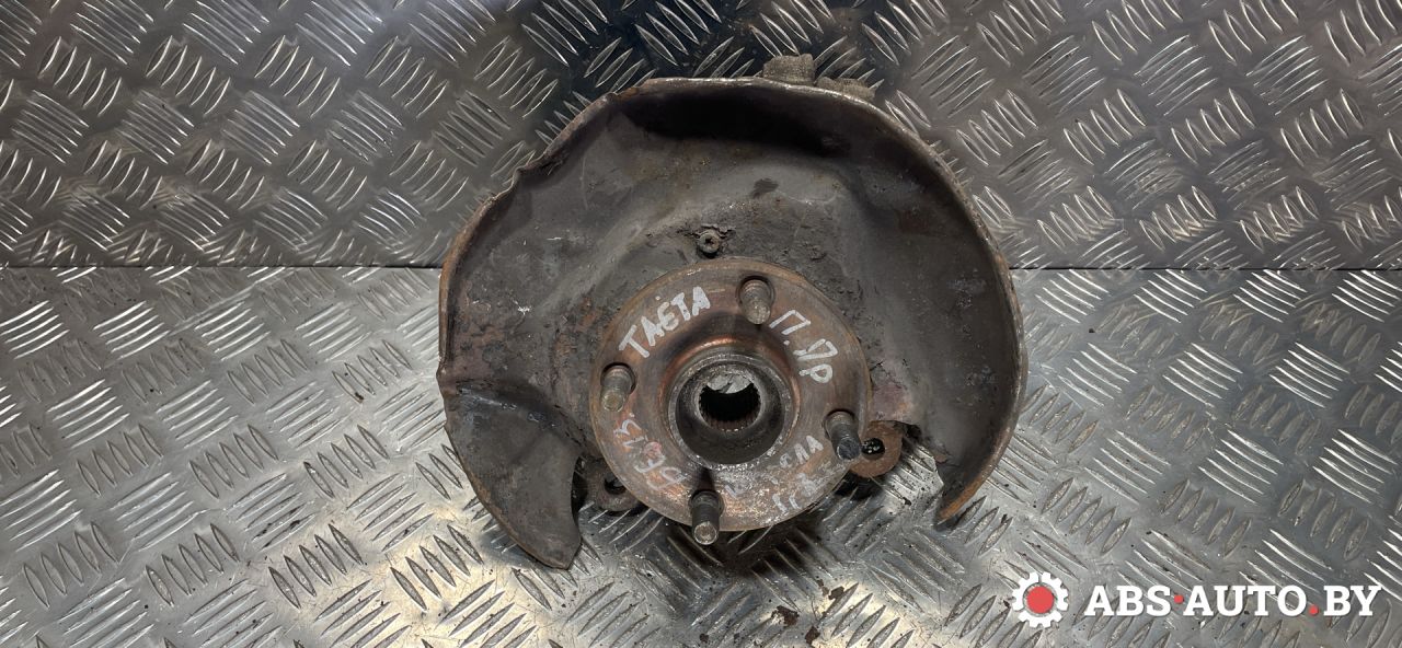 ступица передняя правая Toyota Corolla 7 поколение (E100) 1996, 1.3 л., бензин - фото №1